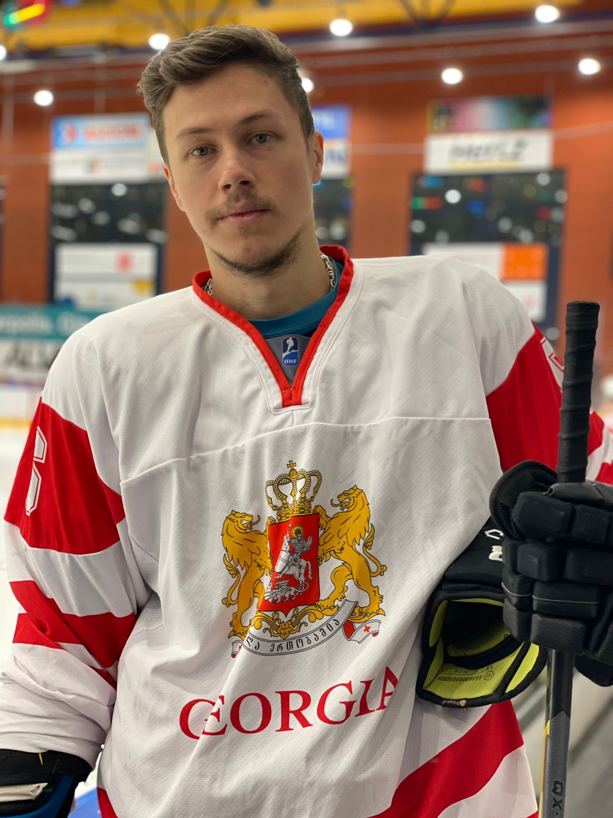 არტიომ კურბატოვი